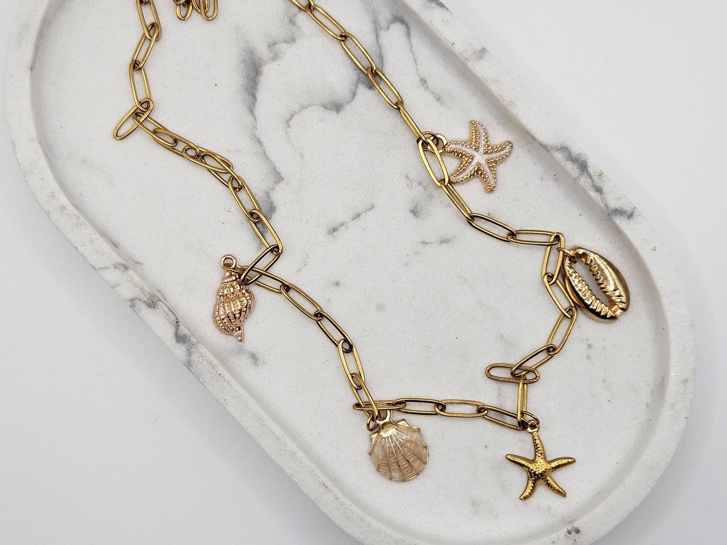 Gouden Oceaan Ketting - Stainless Steel met 5 Bedels (18 cm)